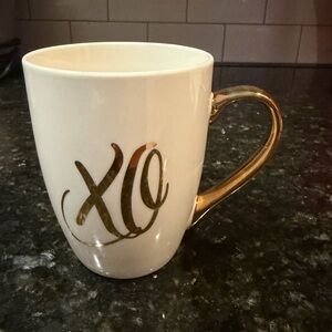 Gold and White XO Mug